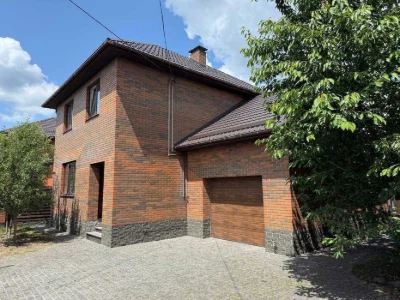 Продаж Будинку  198м2, з гаражем і ділянкою на 5 соток, 9 кі