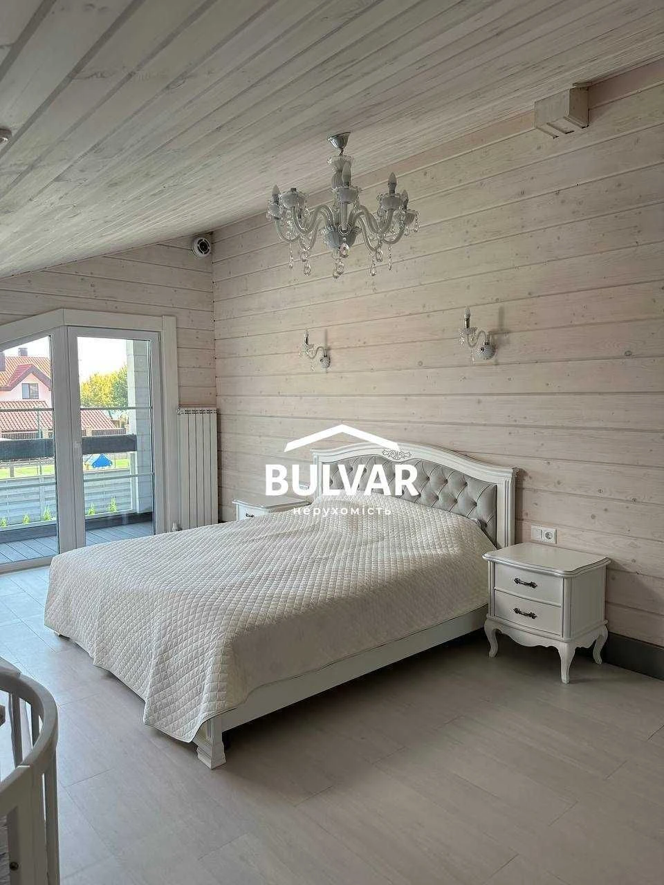 Продам крутой семейный дом, камерная локация на берегу, 10 м