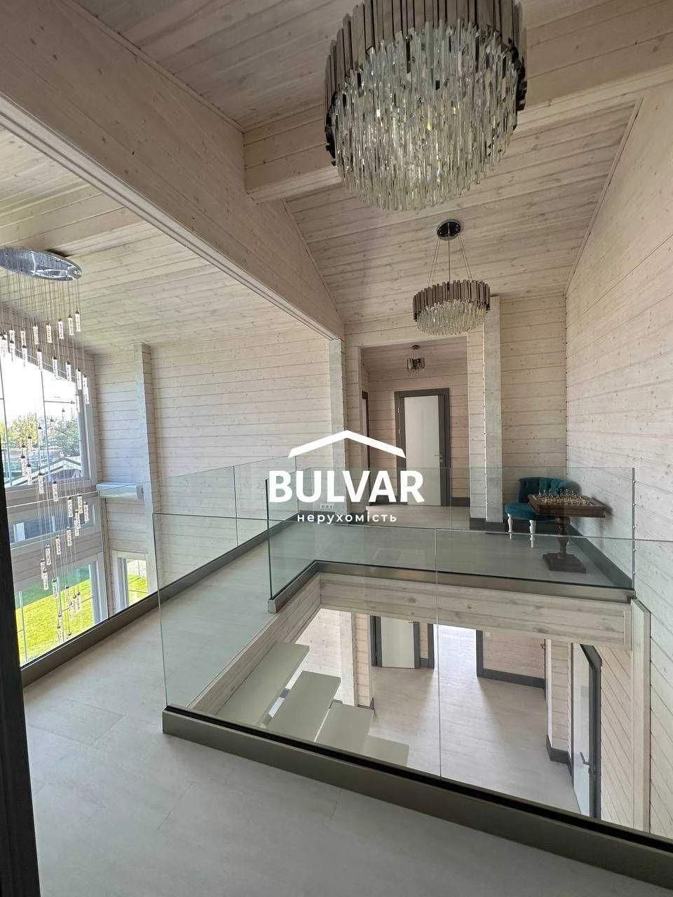 Продам крутой семейный дом, камерная локация на берегу, 10 м
