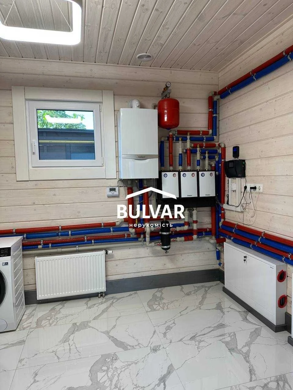 Продам крутой семейный дом, камерная локация на берегу, 10 м