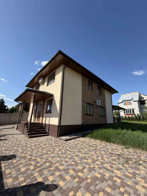Продам 2-хэтажный дом, 5 комнат, Малая Даниловка