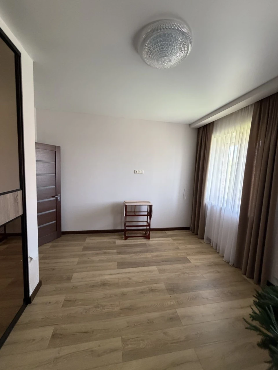 Продам 2-хэтажный дом, 5 комнат, Малая Даниловка