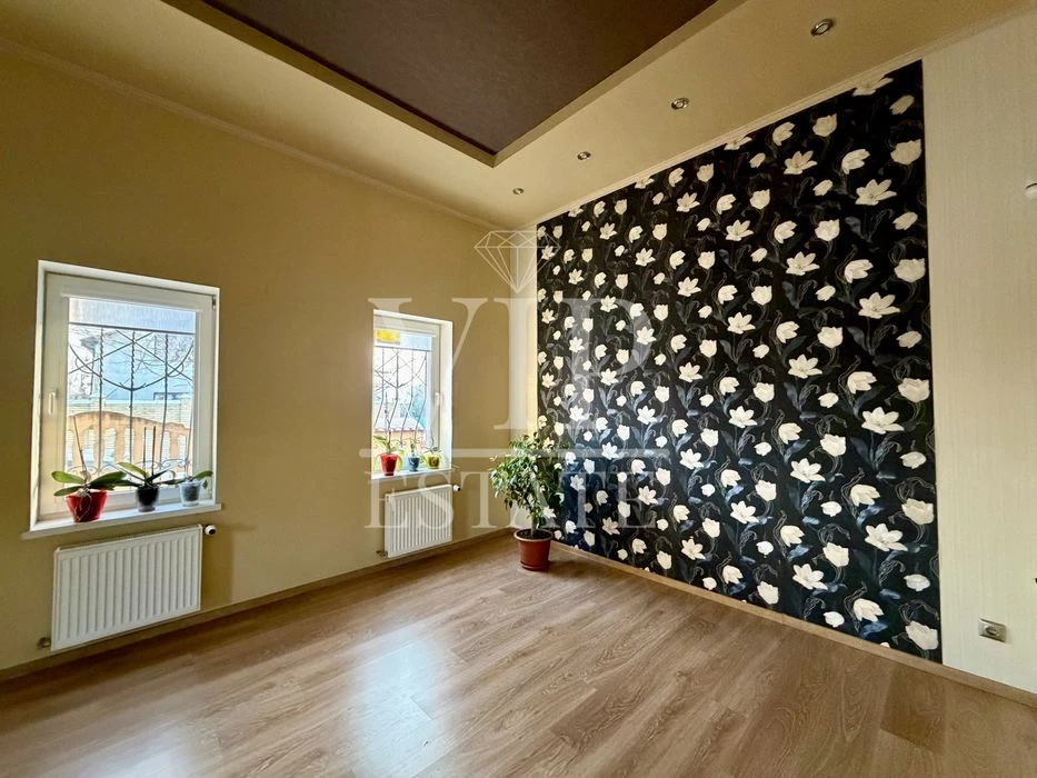 Продам дом 175 м.кв.6 соток,сауна,гараж Лысая гора,круг Холо