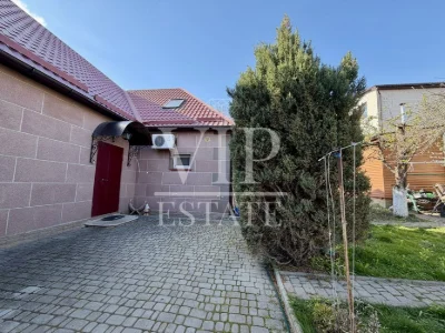 Продам дом 175 м.кв.6 соток,сауна,гараж Лысая гора,круг Холо