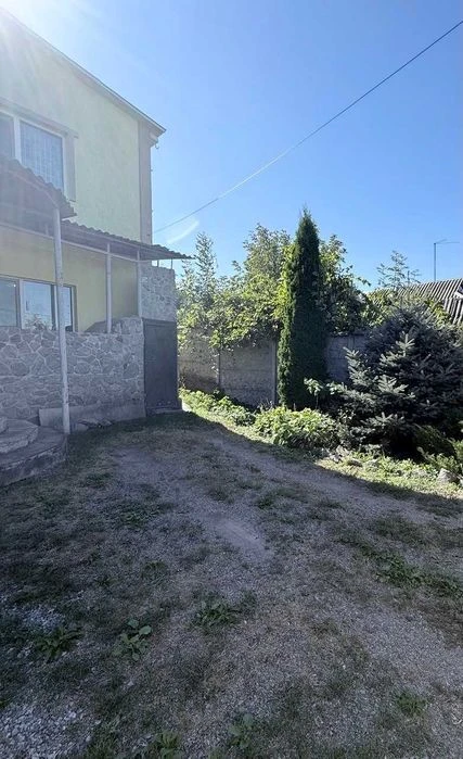 Продам 2х этажный дом на Залютино