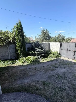 Продам 2х этажный дом на Залютино