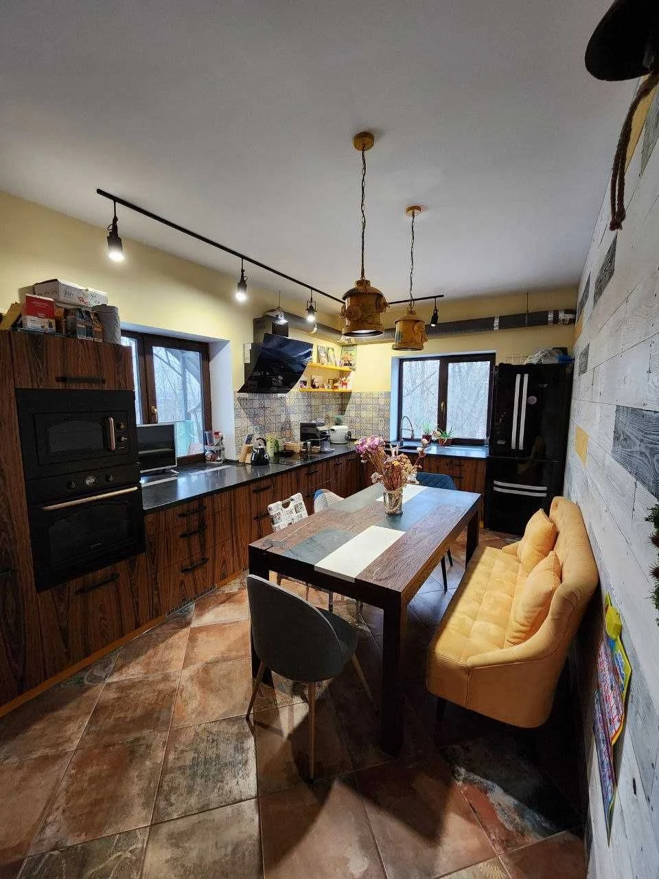 В Харькове!Продам современный,новый дом 280м2,пос.Жуковского
