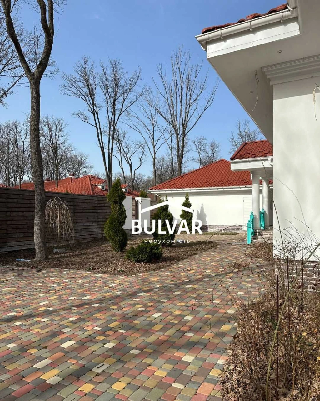 - 60%! Эксклюзив. ЛУЧШЕЕ предложение! Продам добротный ДОМ в