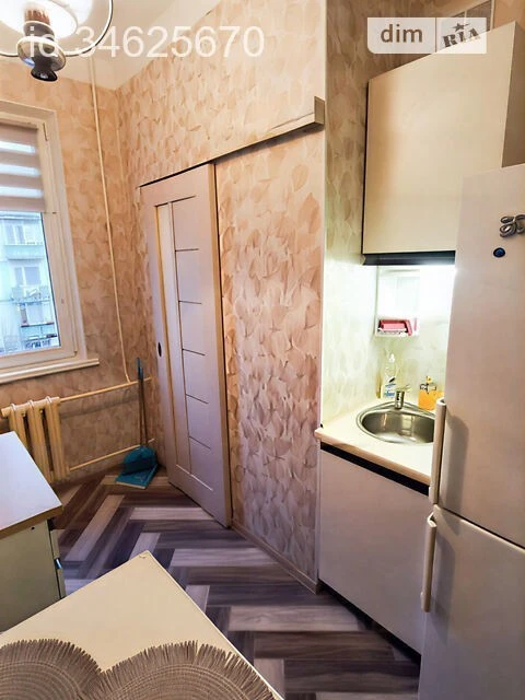 Sale of 3-room apartment 47.6 sq. m. on Volynska Street 8 • ID 34625
