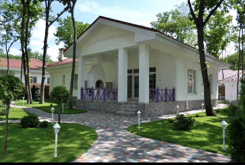 Продам Срочно коттедж Лесное дом в Лесном почти даром,купить