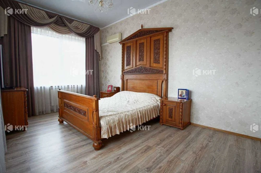Два будинки, Герцена, Одеська (Одесская), 210 та 50 м2, 8 со