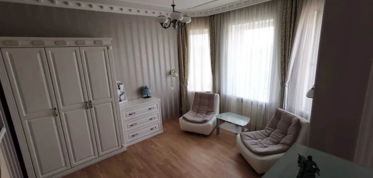 В Харькове!Продам Шикарный Элитный дом 500м2,Алексеевка,м.По