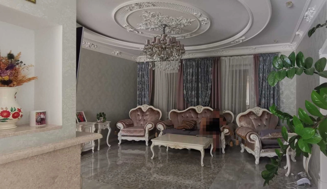 В Харькове!Продам Шикарный Элитный дом 500м2,Алексеевка,м.По