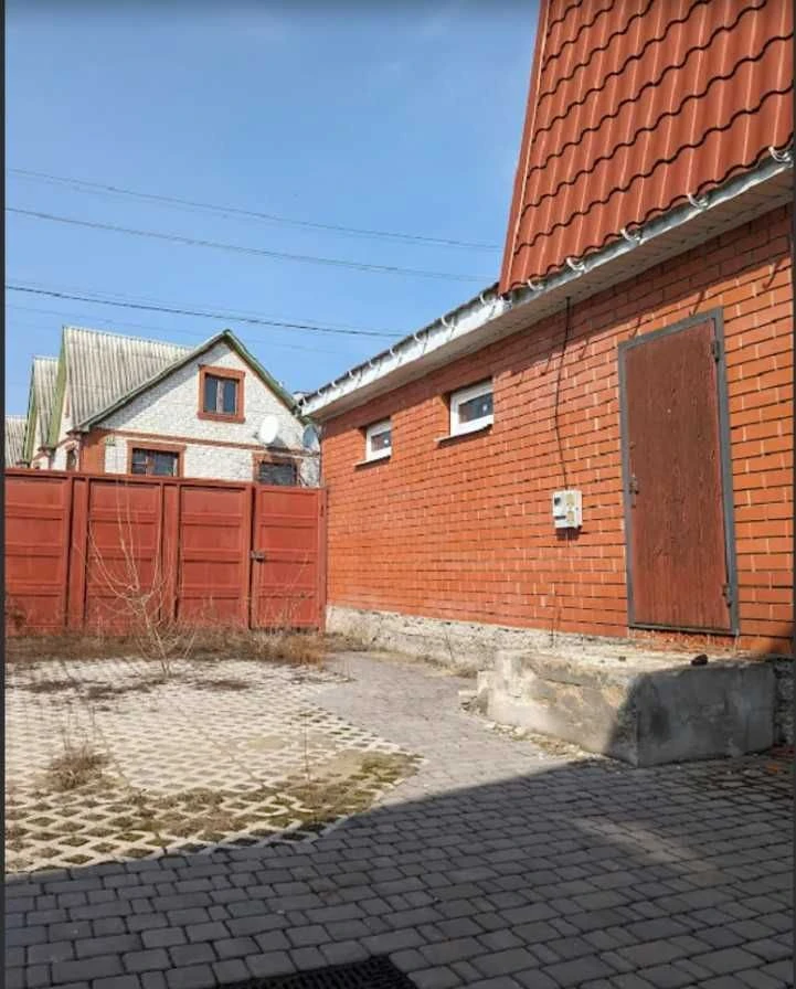 Будинок автономний 240м.кв., в Харкові район Ледного тихе мі