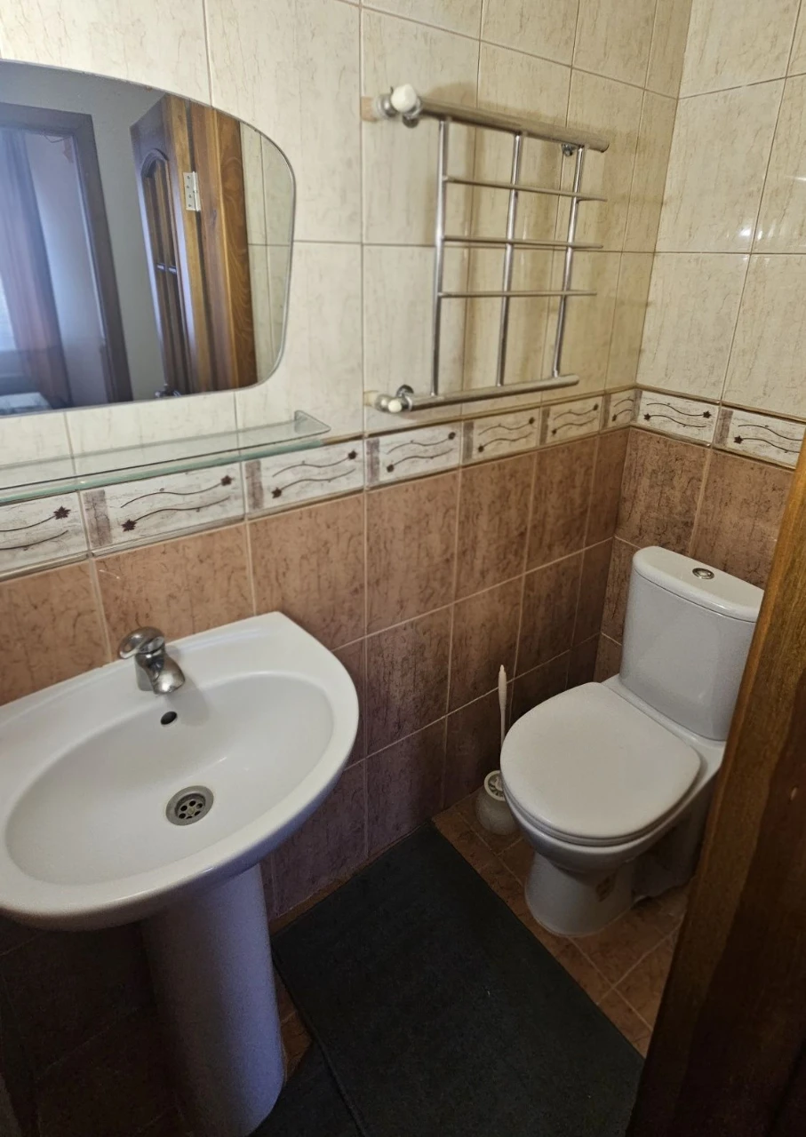 Продаж будинку в центрі