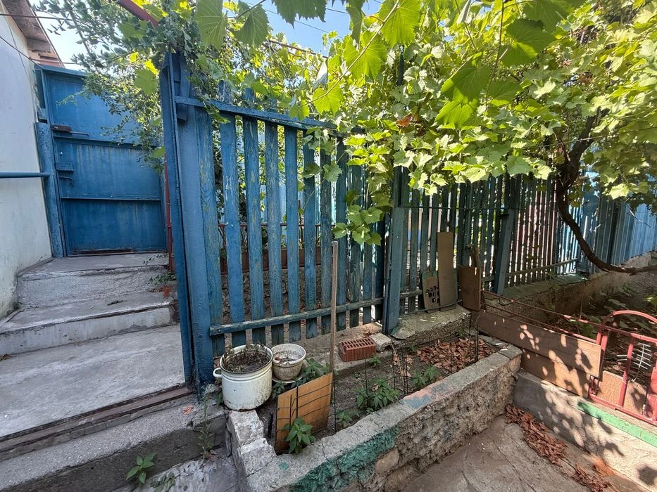3 комнатный дом с гаражом на Пестеля/ Слободка