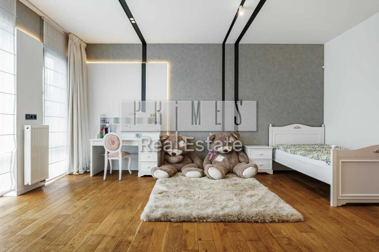 Продаж сучасного будинку 350 м² з басейном, Нивки, Сирець,