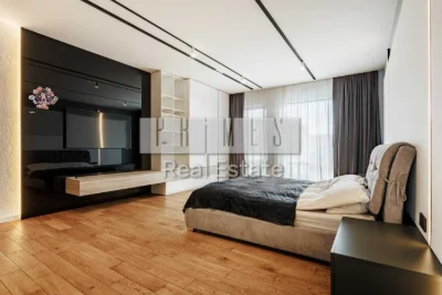 Продаж сучасного будинку 350 м² з басейном, Нивки, Сирець,