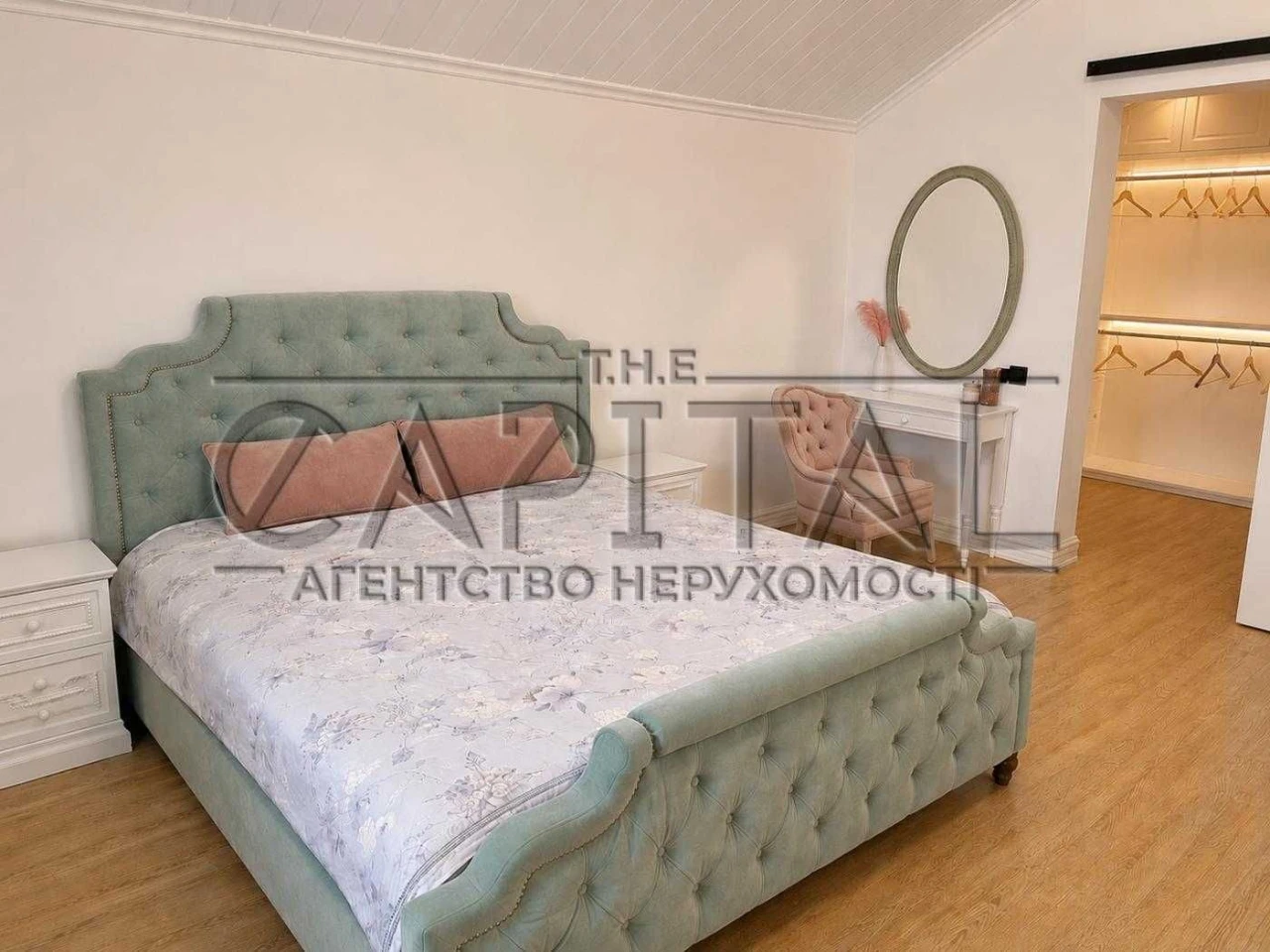 Продаж будинку з басейном, Київ, Райдужний масив