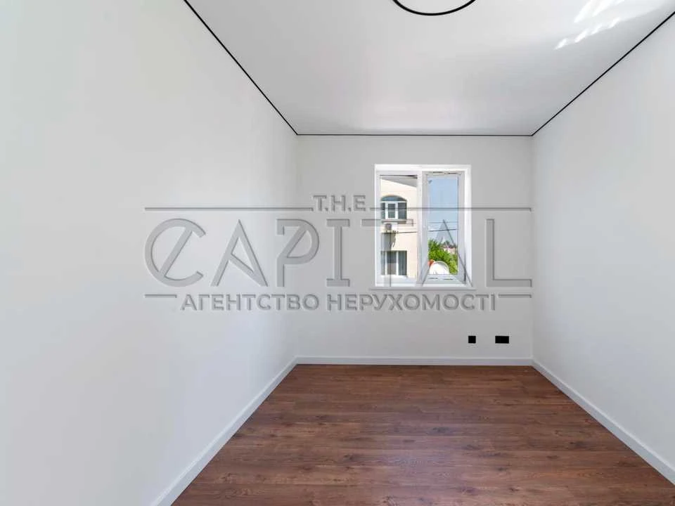 Будинок. Київ, 64-та Садова вул.