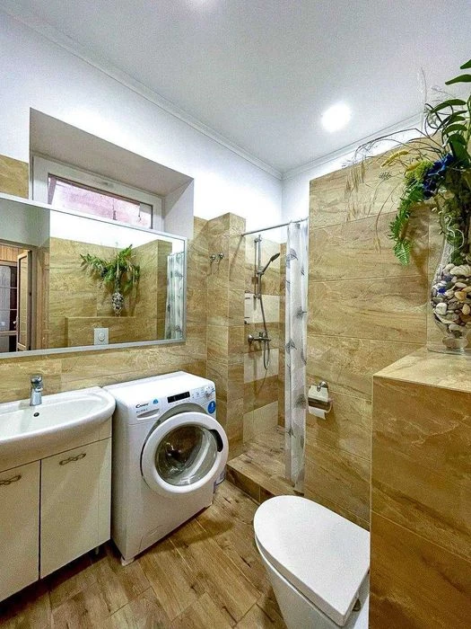 Продаж 2 поверхового будинку на Оболоні, вул. 6-та Садова, с