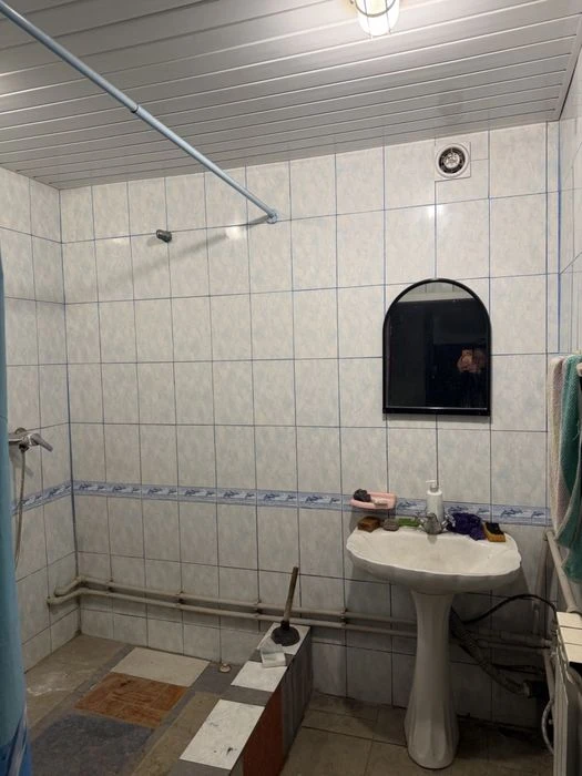 Срочно продам двухэтажное здание со всеми удобствами дл