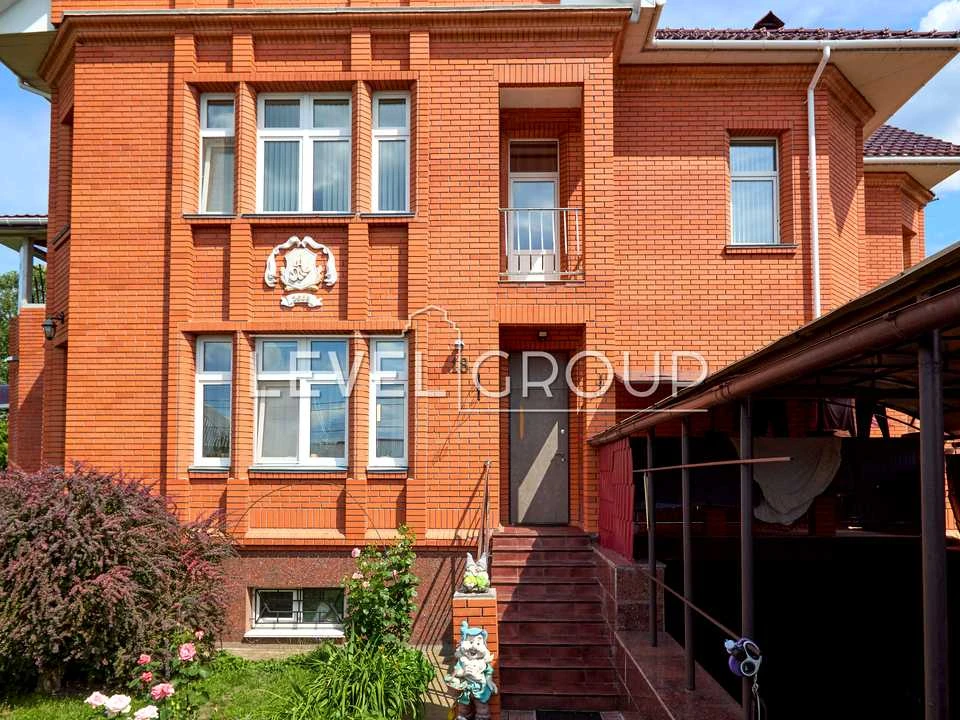 Будинок. Київ, Василя Щавинського вул. (Петровського)