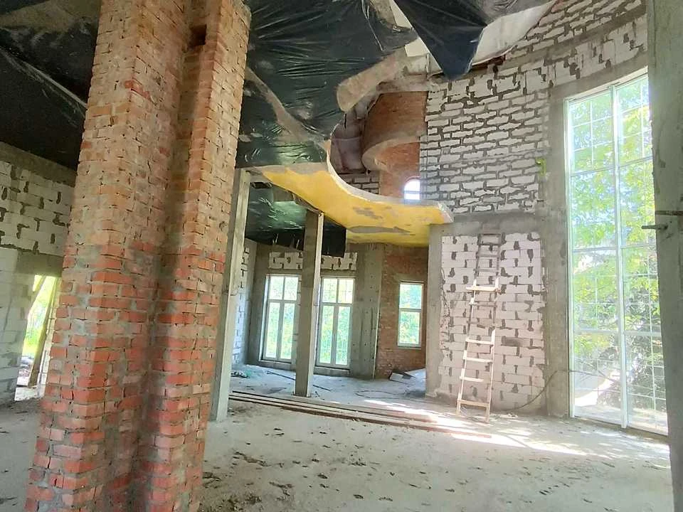 Будинок. Київ, Саперне Поле вул.