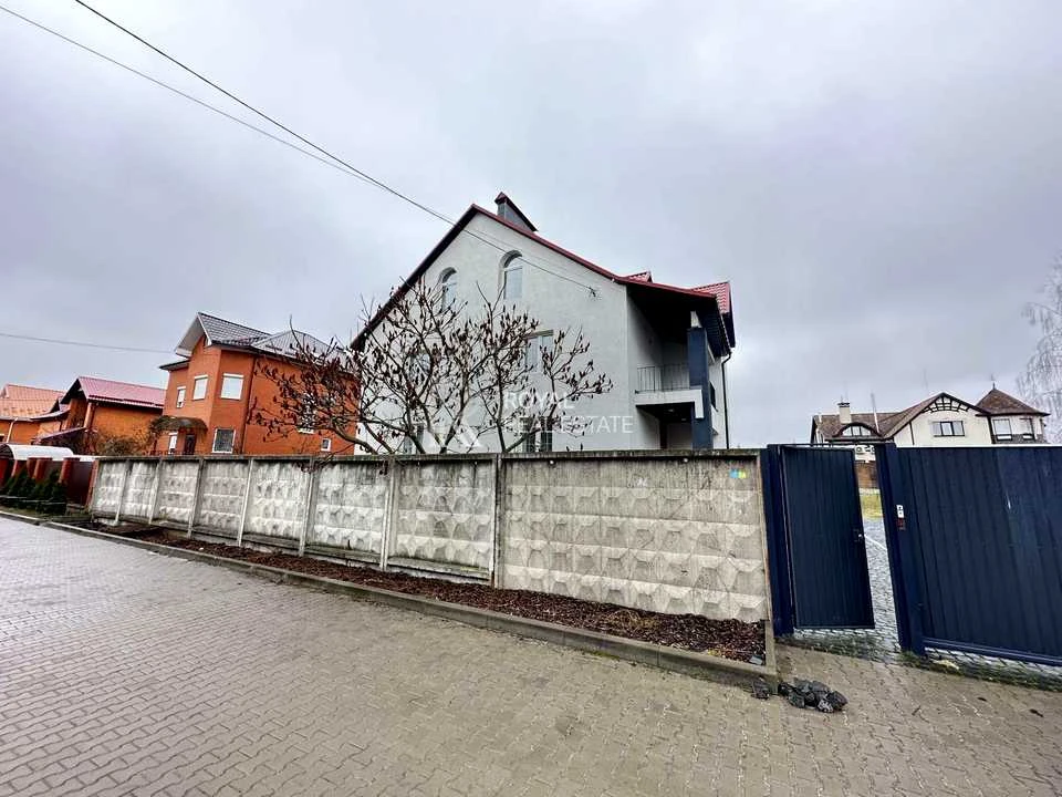 Будинок. Київ, Василя Седляра вул. (Соснова)