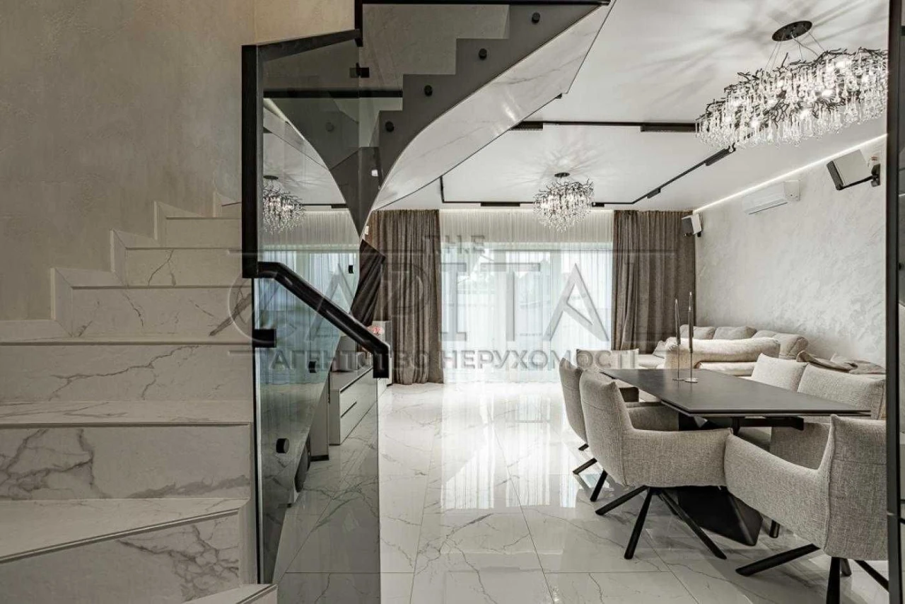 Продаж будинок (таунхаус) 115 м², 4 сотки, 4 кім. Осокорки,