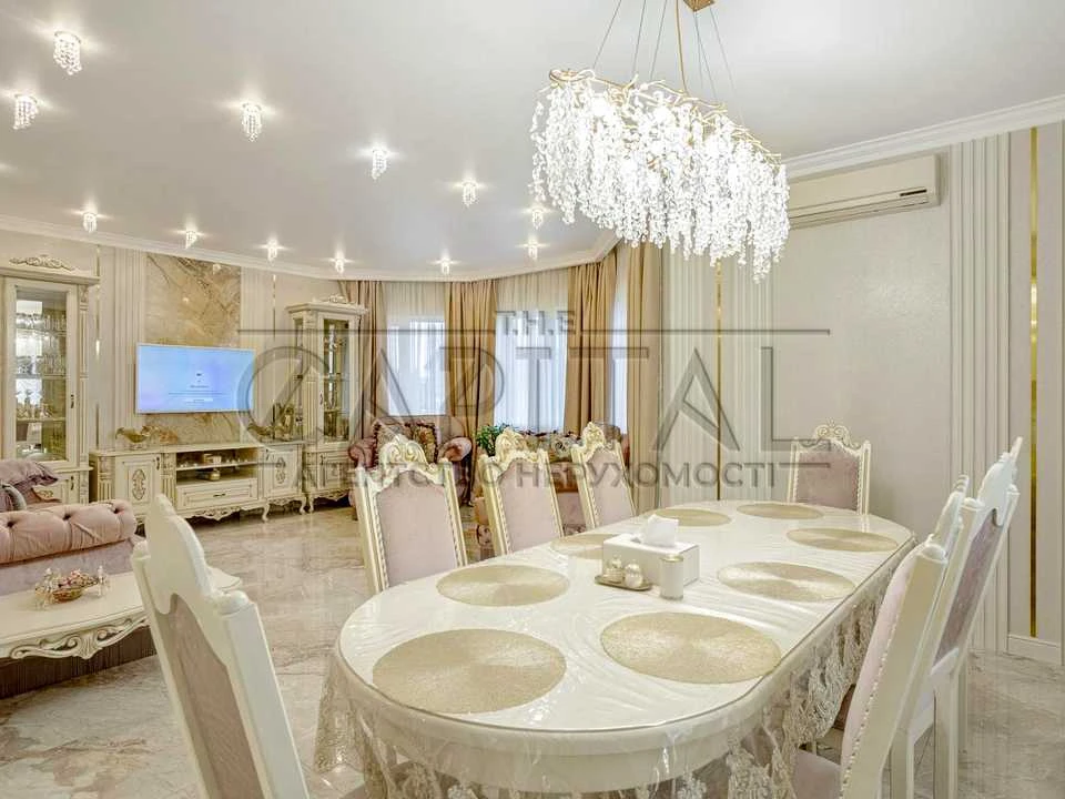 Будинок. Київ, 55-та Садова вул.