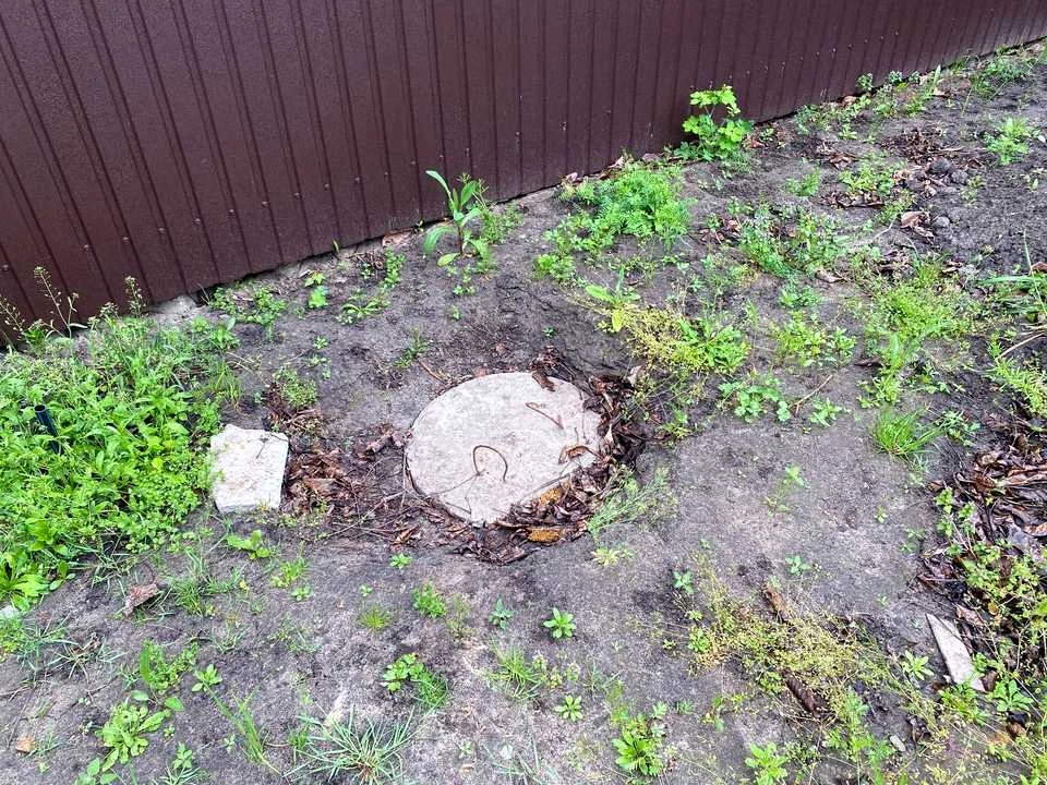 Будинок. Київ, 49-та Садова вул.