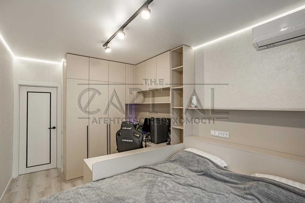 Продаж таунхаус 115 м², 4 сотки, 4 кім. Осокорки, Славутич,