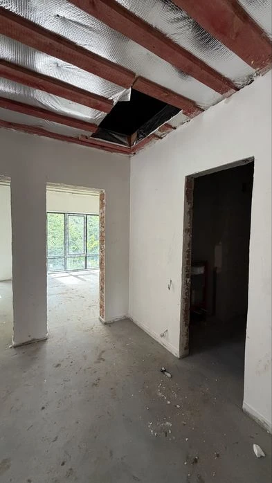 Преміальні котеджі Forest Lake villas біля метро Житомирська