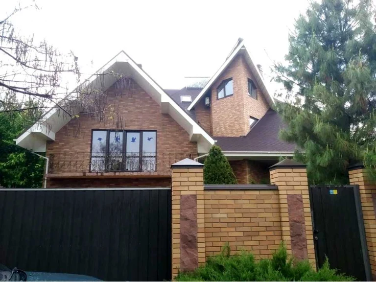Будинок. Київ, Інженерна вул.