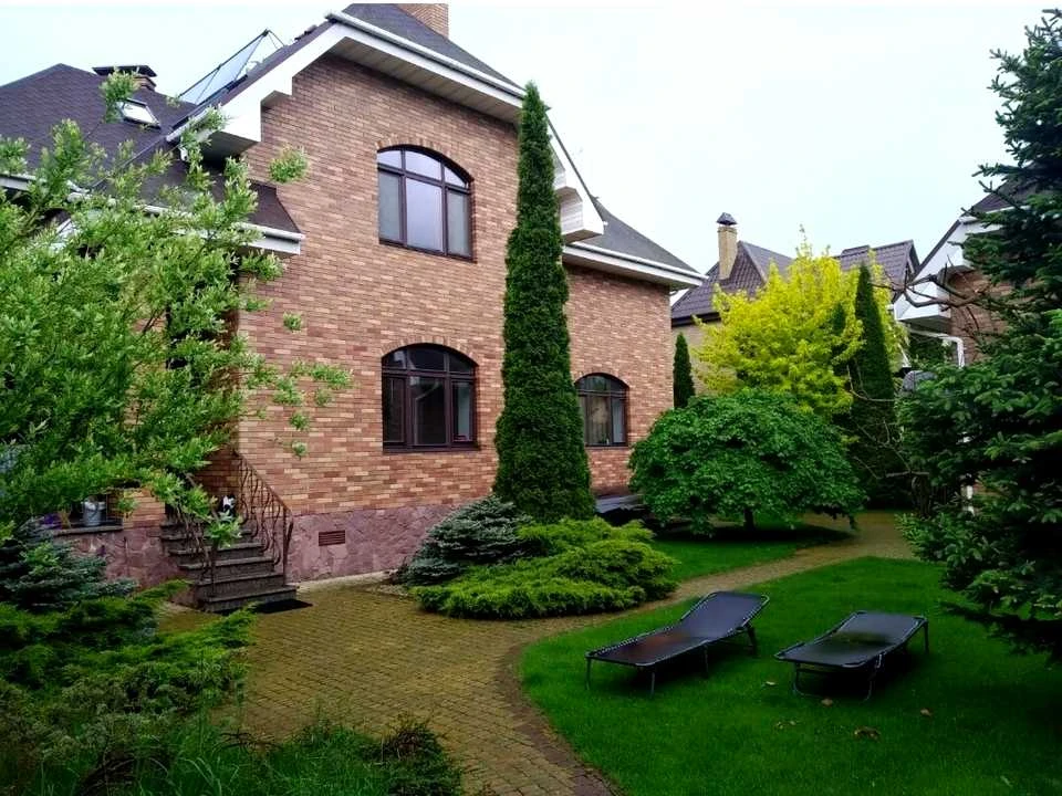 Будинок. Київ, Інженерна вул.