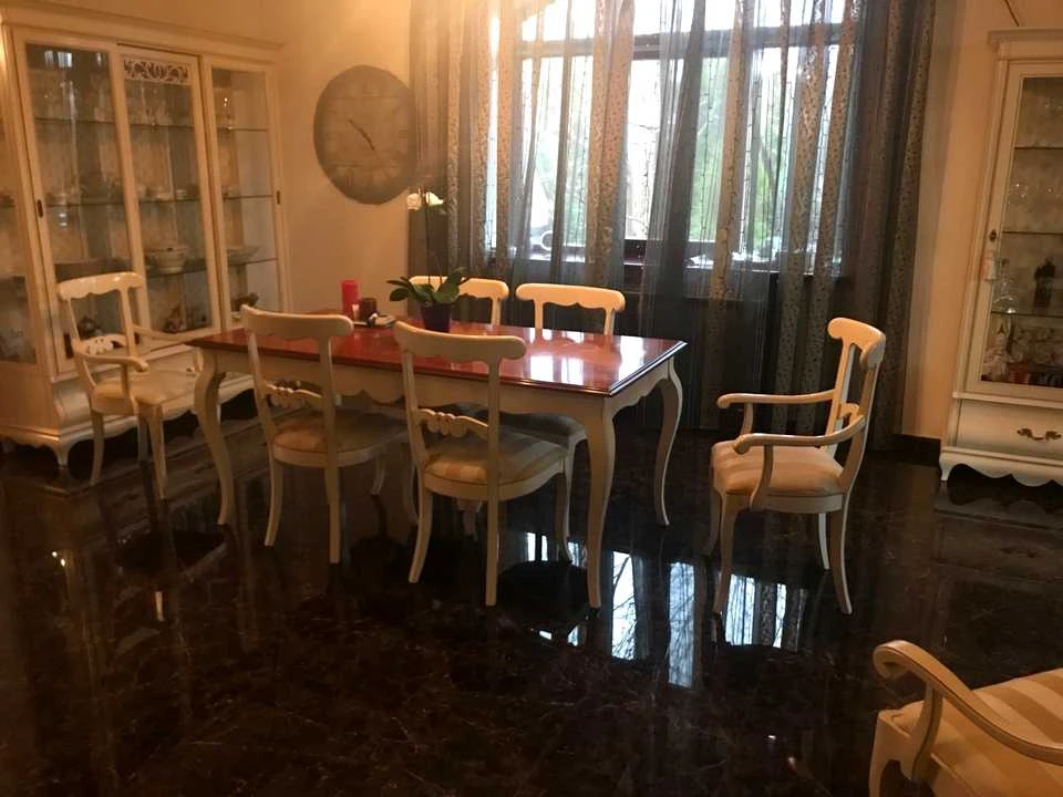 Будинок. Київ, Ялинковий пров.