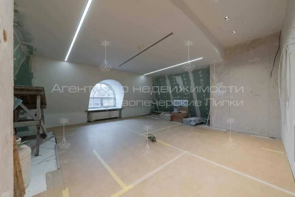 Продаж елітного та просторого будинку 570,6 м² на Печерську