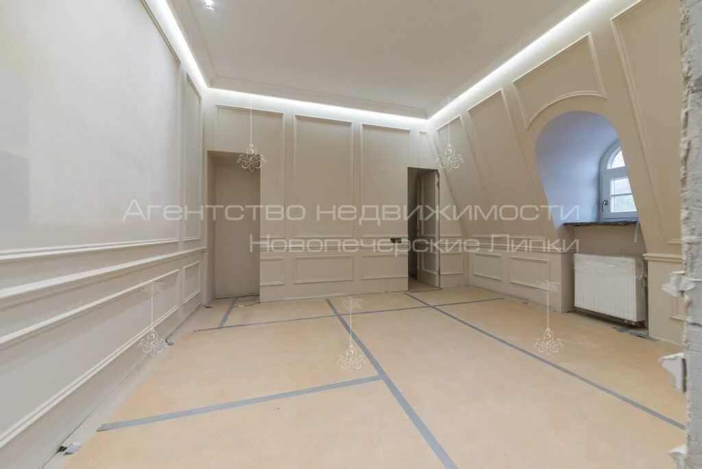 Продаж елітного та просторого будинку 570,6 м² на Печерську