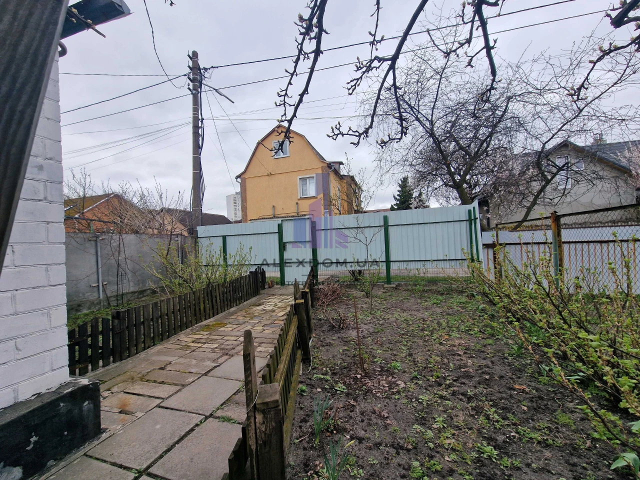 Продається ½ будинку вул. Малої Любові (Станюковича), 4-А Че