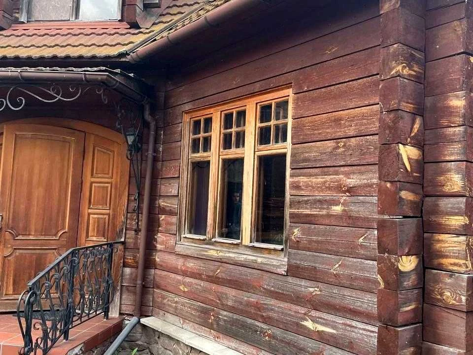 Будинок. Київ, Риболовецька вул.