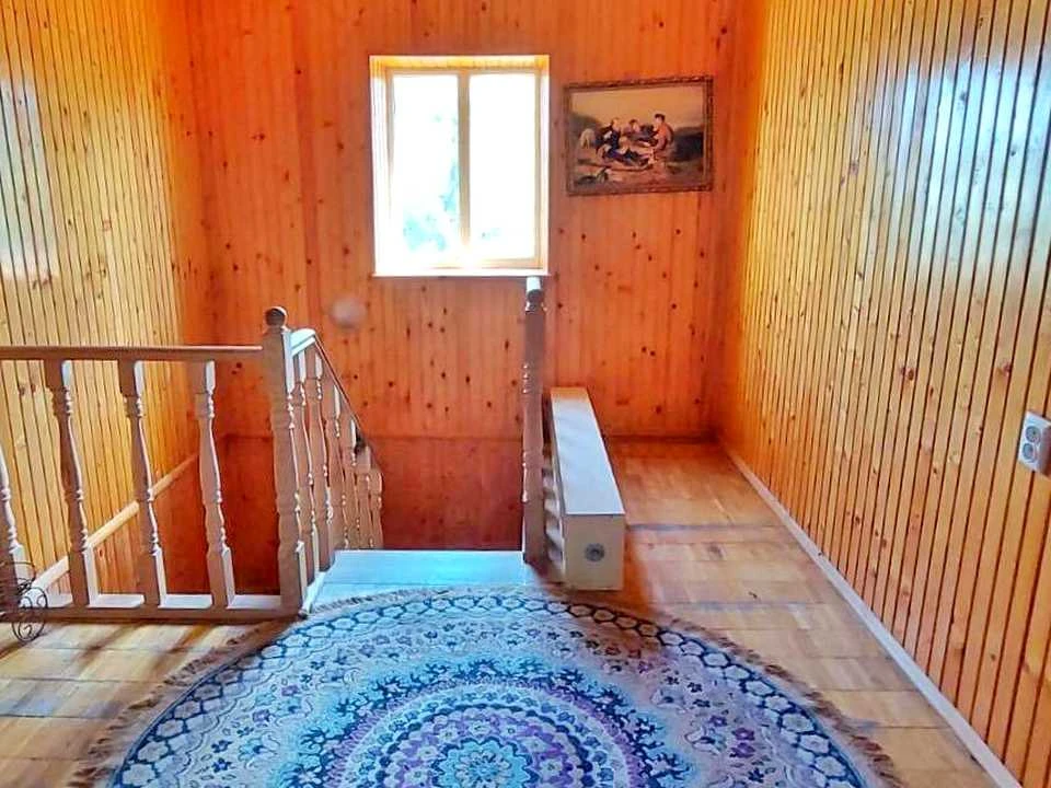 Будинок. Київ, Лазурна вул.