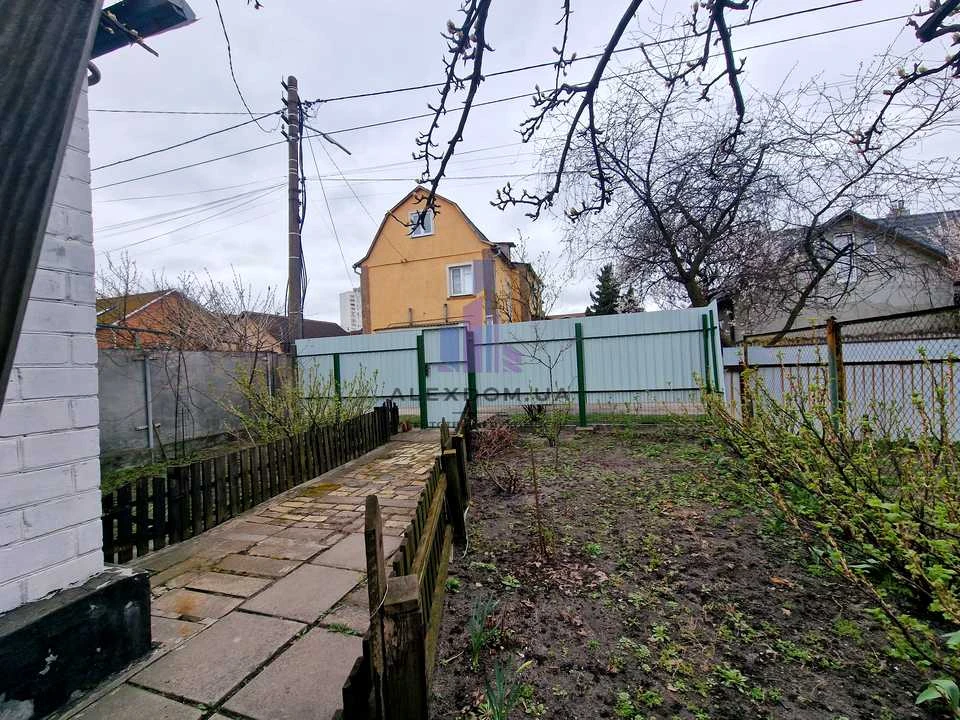 Будинок. Київ, Любові Малої вул. (Станюковича)