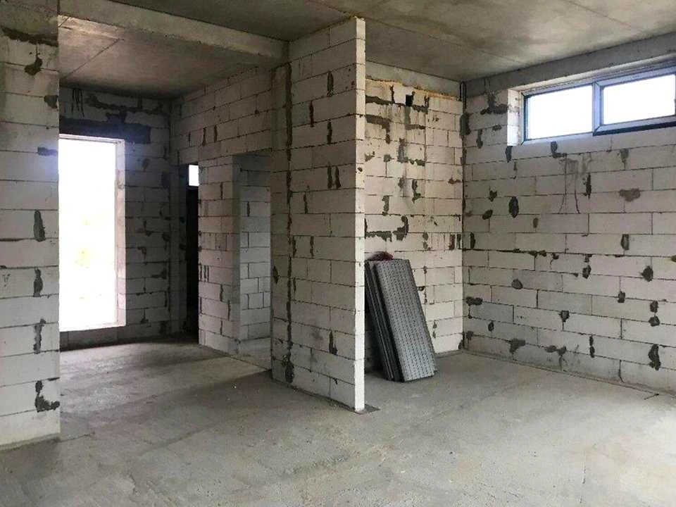 Будинок. Київ, Радистів пров.