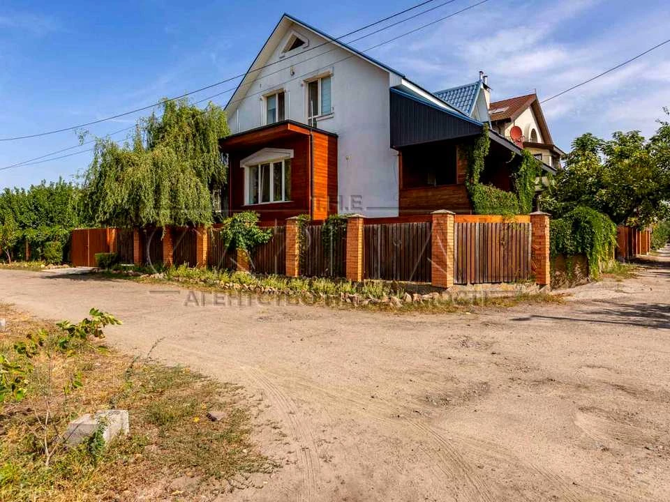 Будинок. Київ, Садова вул.