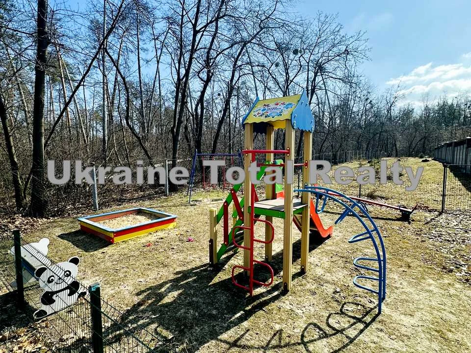 Будинок. Київ, Михайла Чалого вул.