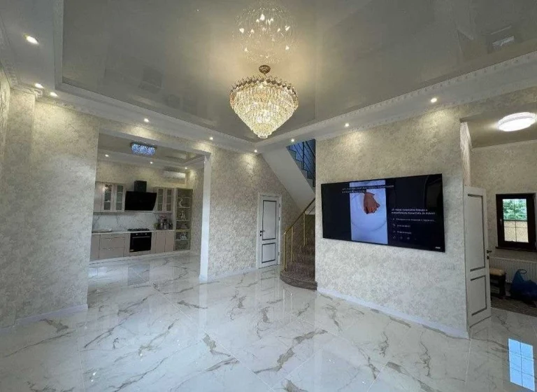 Newly renovated house, Fontan/Chubayevka district