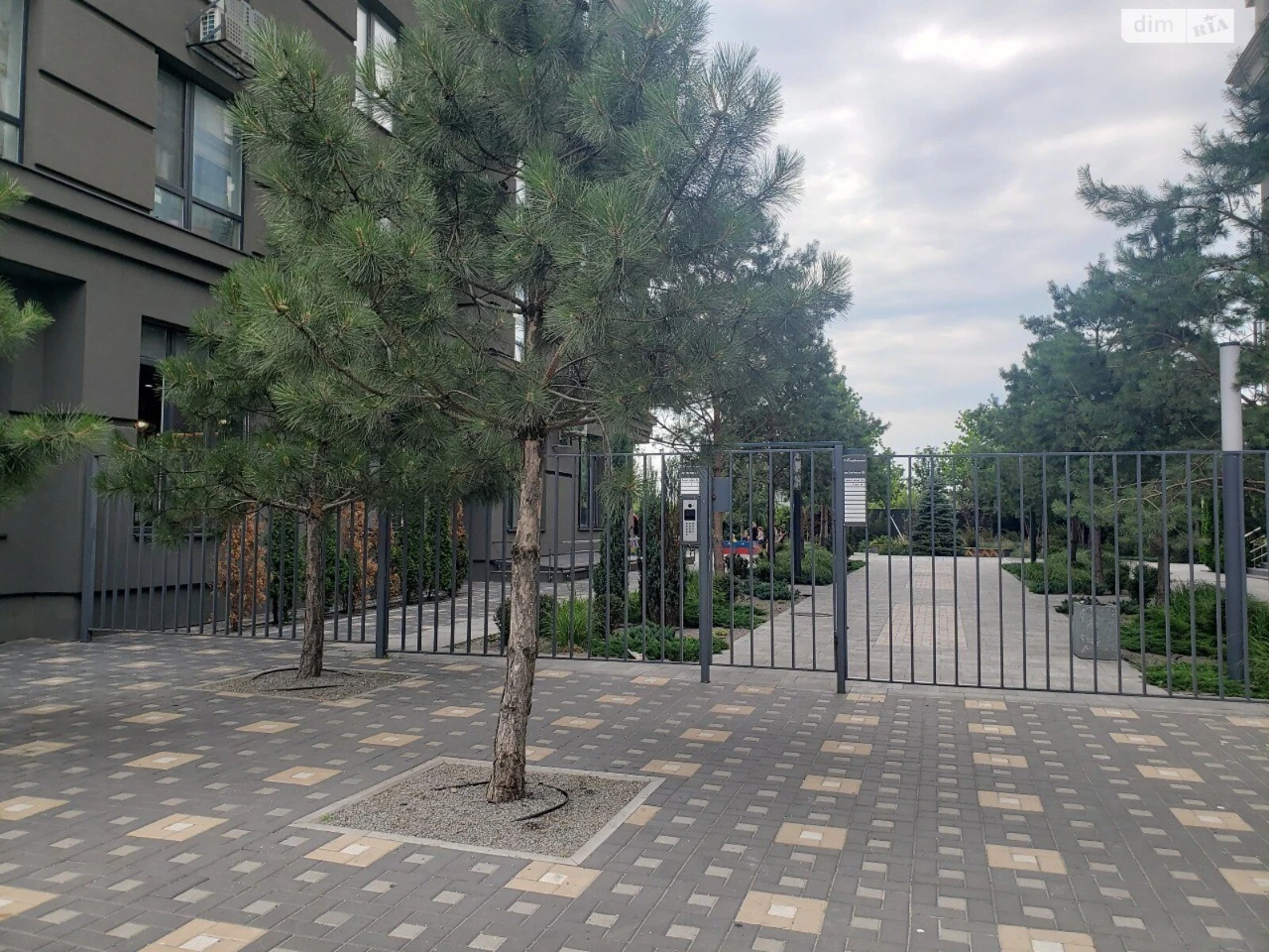 Продаж Квартира Харківський Масив