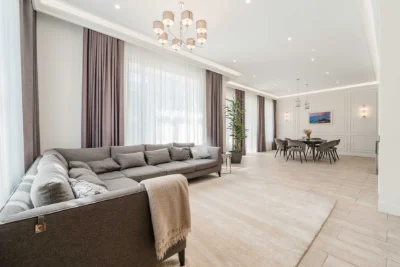 Продам будинок(400м2)з дизайнерським сучасним ремонтом на Пе