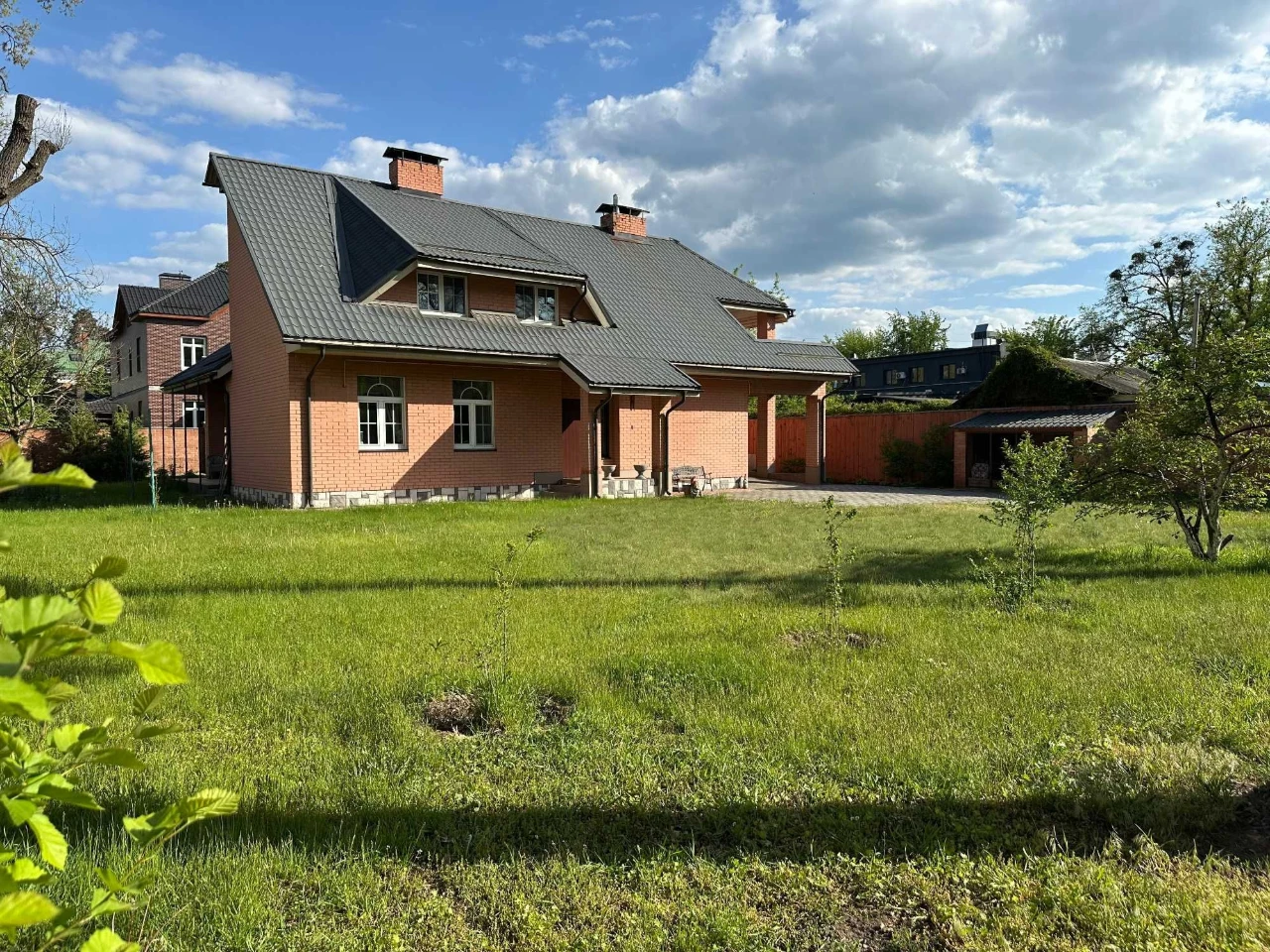 ТОП ! Продаж будинку в Пущі-Водиці Оболонський р-н. БЕЗ КОМІ